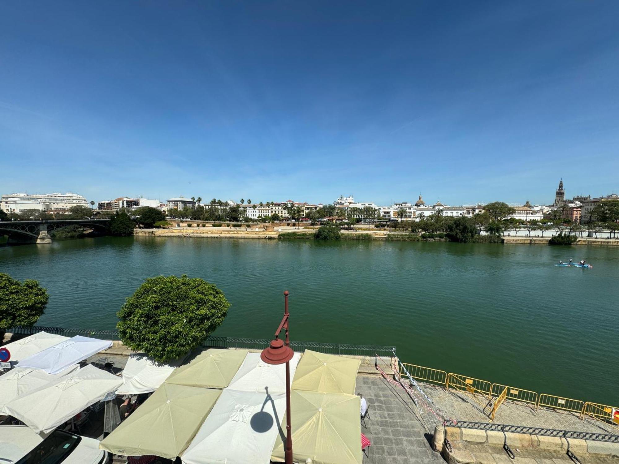 Wonderful Duplex In Calle Betis Apartment Seville Ngoại thất bức ảnh